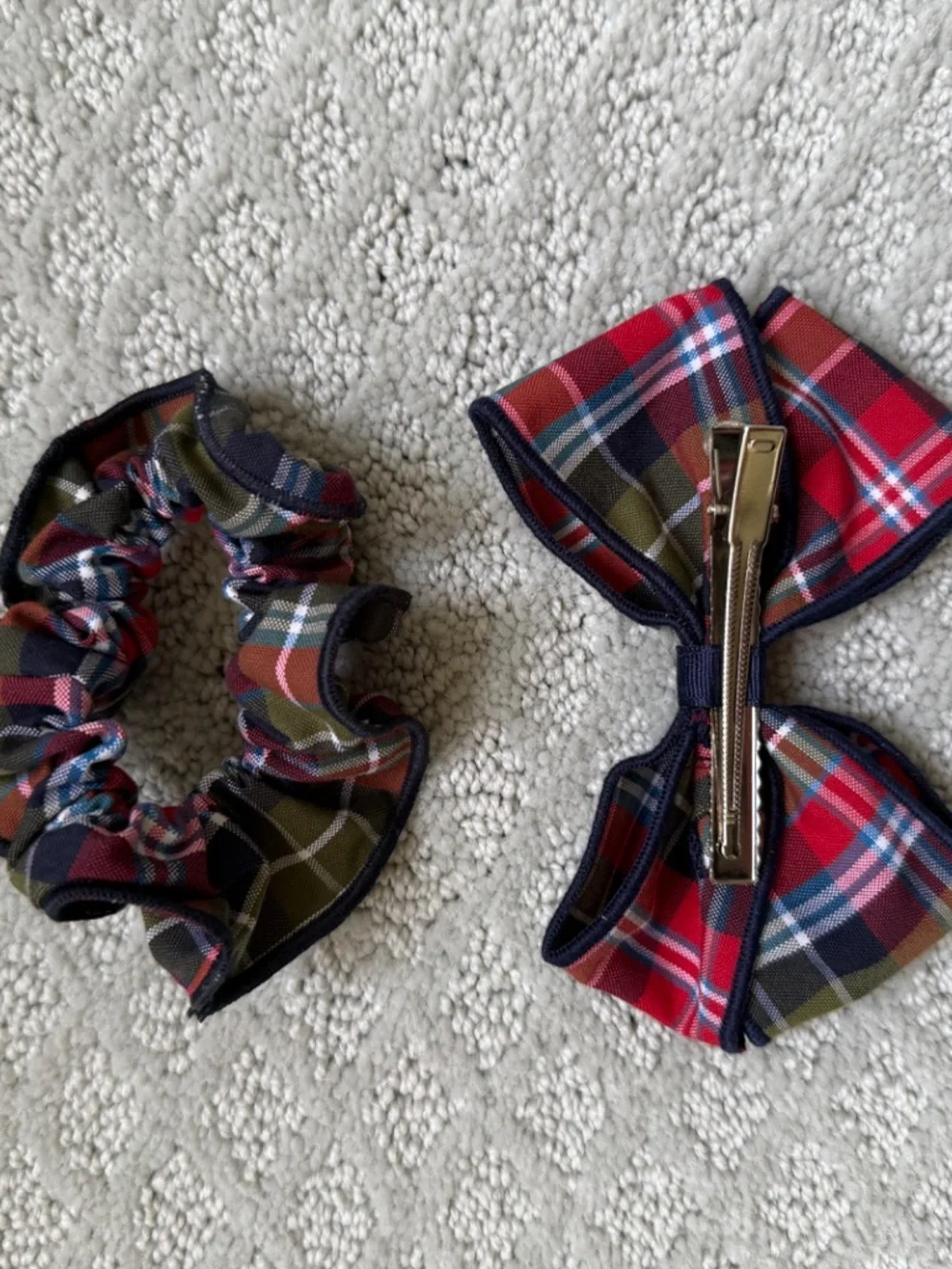 Primrose schools Hilfiger scrunchie and hair bow
